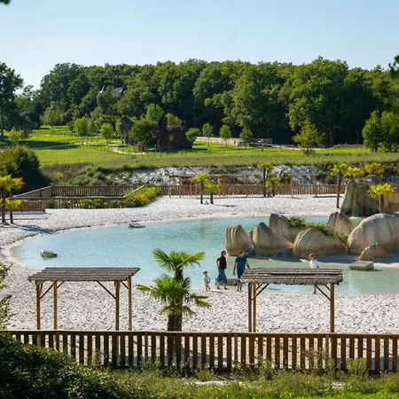 Camping Dans Les Arbres, Animaux Ok - 10 Pers. - Api-1-52-2494